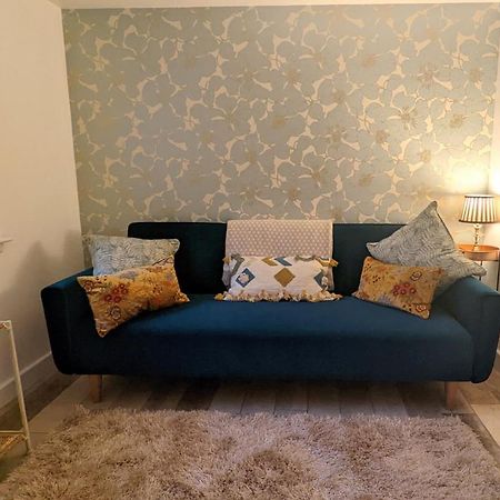 Beautiful Listed Flat With Private Garden, Birnam Appartement Buitenkant foto
